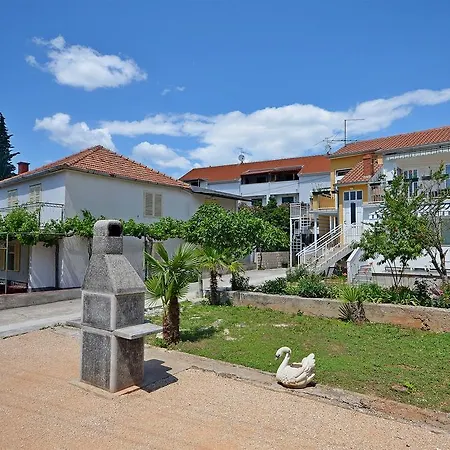 Ines * Vodice
