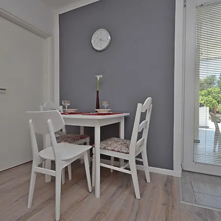 Ines * Vodice